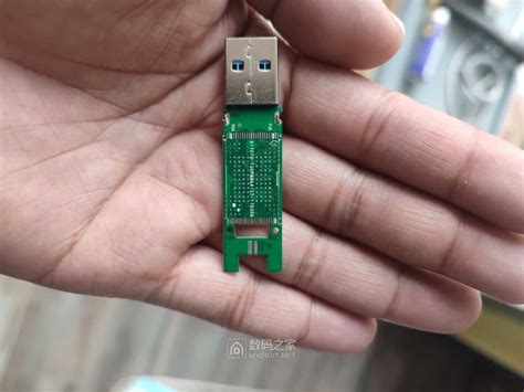 is917 跳线和1.8V - U盘存储技术 数码之家