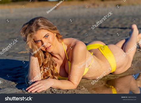 Gorgeous Bikini Model Posing Beach Environment Stock Photo 1885530703