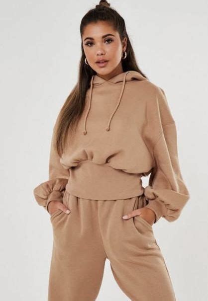 Pin on Sweatshirts | Fashion outfits, Fashion inspo outfits, Sporty outfits