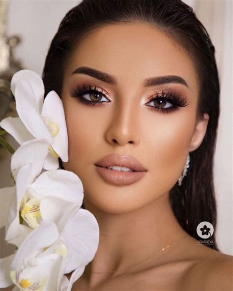 pin  aisyah  makeup  elegant makeup wedding makeup