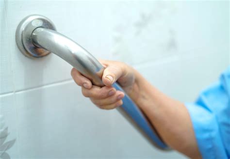 The 5-Minute Fix: Turning Your Shower From Basic To Bliss