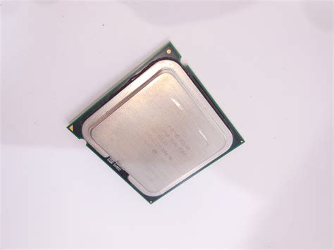 Процессор Intel Pentium Dual-Core E2180 2.0GHz