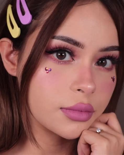 E-Girl Make Up Look look - New Ideas | Макияж в стиле грандж, Идеи ...