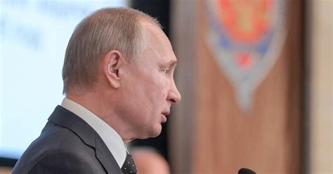 putin russia cracking   foreign spies   stronger