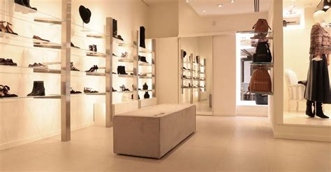 Boutiques in Italy - Designer Clothing