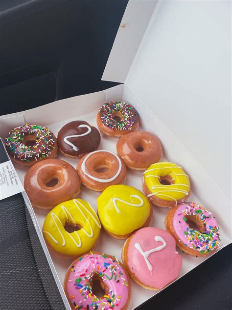 Class of 2021: free dozen at Krispy Kreme when you wear your regalia