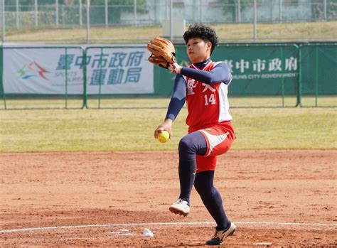 大專女壘聯賽首度移師台中國際壘球園區 活絡台中壘球運動！ - 獨家報導