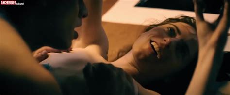 Antje Traue nude pics, Страница -1