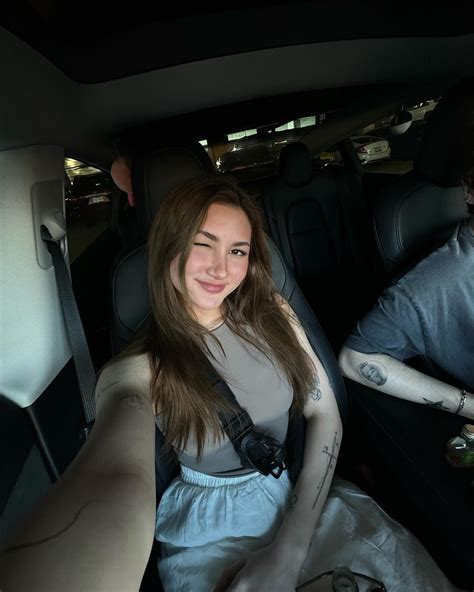 Leonie (@leoniemontybtw) • Instagram photos and videos