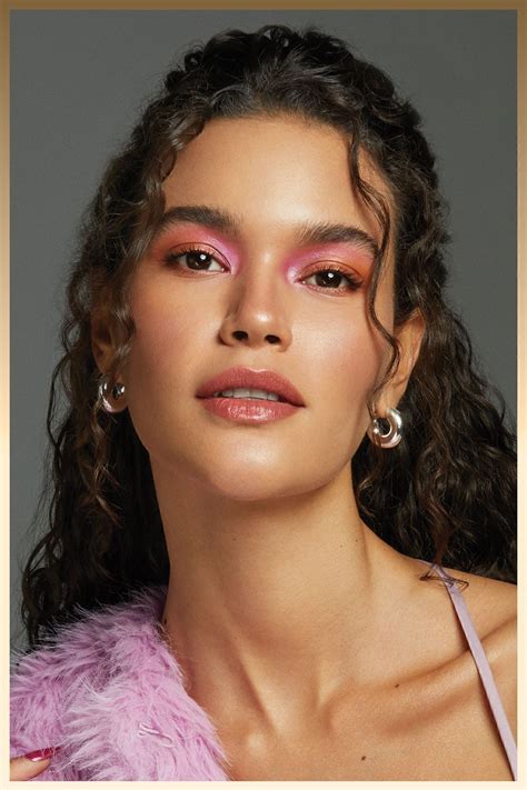 Note Cosmetics Iconic Sheer Lipstick Nemlendirici Parlak Ruj 202