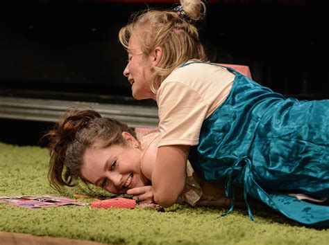 NO ONE WILL TELL ME HOW TO START A REVOLUTION - Hampstead Theatre