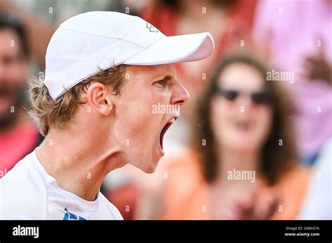 jesper de jong  netherlands celebrates  point    day