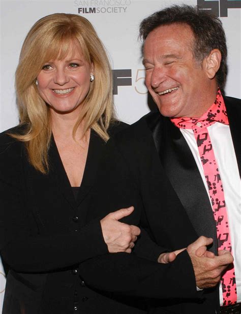 Bonnie Hunt Remembers 'Jumanji' Costar Robin Williams