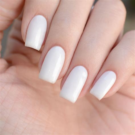 Nail art que es tendencia: los diseños en color blanco que vas a querer ...