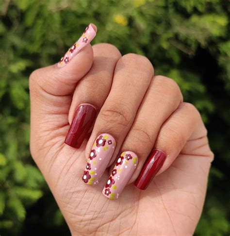 25 Maroon Nail Designs for a Fall manicure idea - The Beauty Pursuit