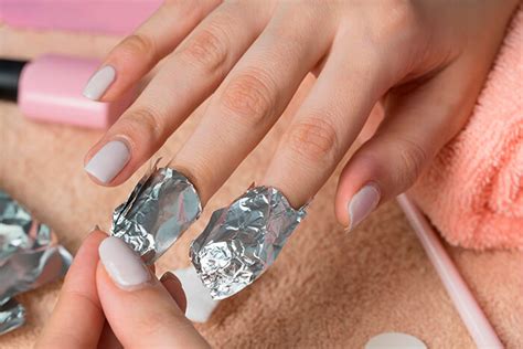 Como Tirar Unhas Postiças