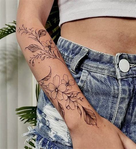 Tatuagem Floral - Tatuagem floral feminina para antebraço – Artofit