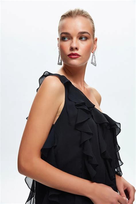 Iveta Dress 01 – Wearhause