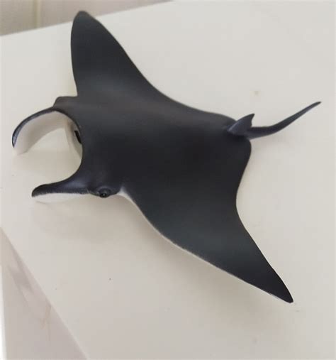 Manta Ray (Marine Life by Papo) - Animal Toy Blog
