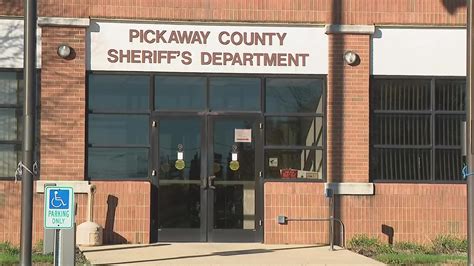 The Secret Life of Pickaway County's Active Inmates - 43zwlpz