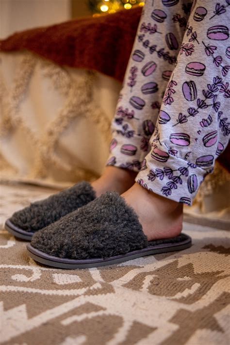 Тапки женские из овчины с закрытым носом - купить по цене 680 руб в ...