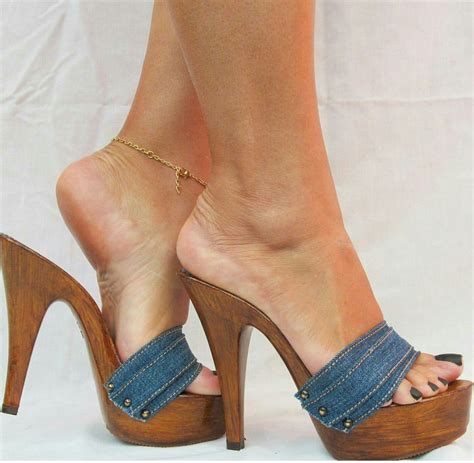 Legs, Heels ♡ High Heels Stilettos, Sandals Heels, Me Too Shoes, Golden ...