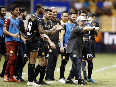 Maradona: Dorados tiene mejor plantel que Argentina en 2010