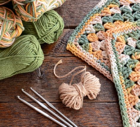 Essential Notes for Crocheting: Tips and Tricks for Success - Helen's ...