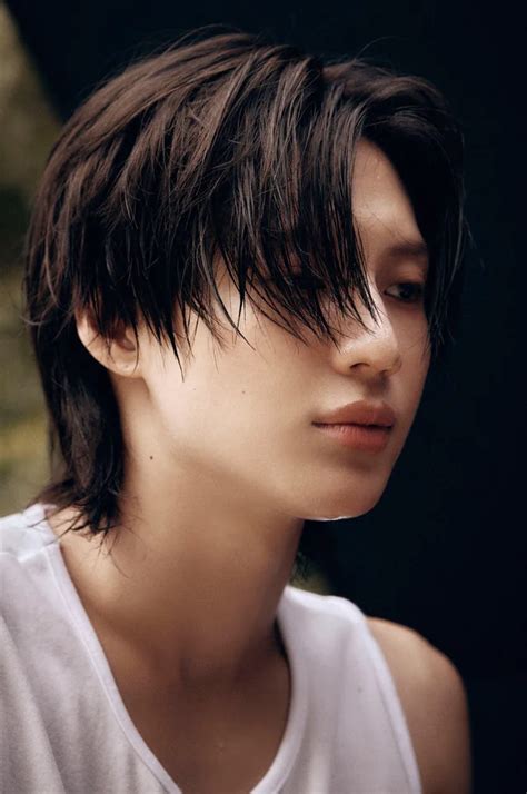 SHINee's Taemin finds himself in a mysterious hospital in the MV ...