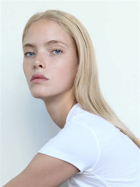 Anastasia Kolganova Welcome | METRO Models