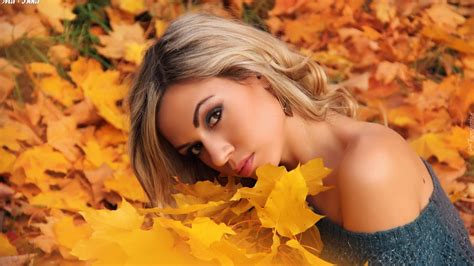 Dziewczyna, Blondynka, Modelka, Liście, Jesień
