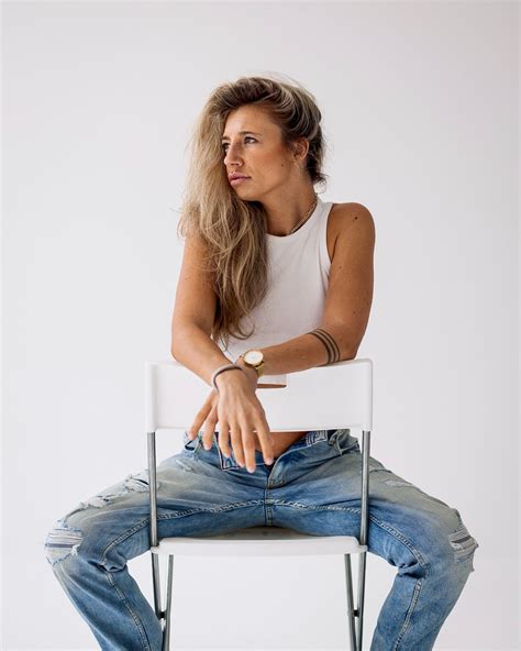 April Carter 👩🏼‍⚕️ | No scrubs, no hospital shifts—just me, my ripped