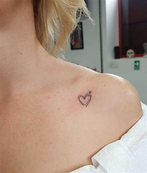 Tatuagem Feminina Ombro Delicada - Tatuagem Minimalista no Ombro / Tatuagem Feminina / Tatuagem Delicada ...