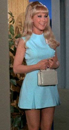Vintage Style Inspiration: Barbara Eden in I Dream of Jeannie