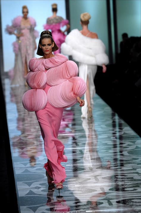 Italian fashion designer Valentino presents in Rome his new haute ...