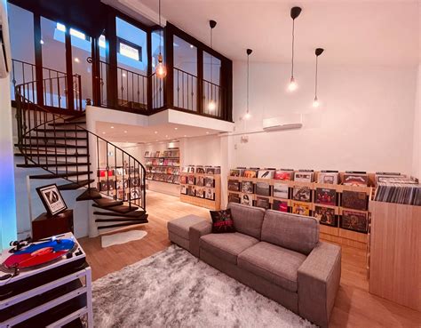 Guide to Vinyl Records in Singapore