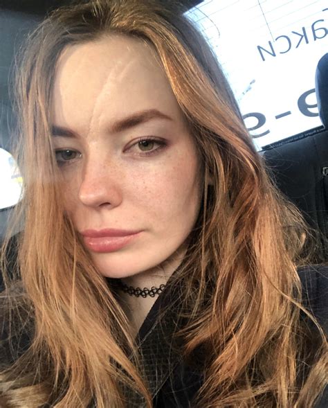 Cute Selfie On The Beach : FreckledGirls