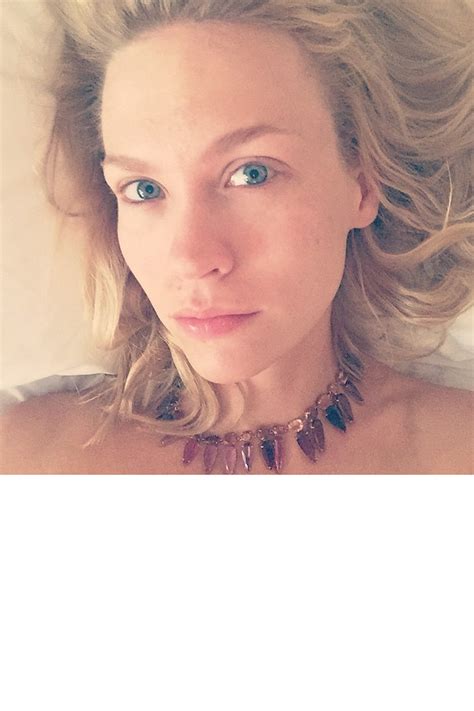 No Makeup Selfies - Celebrities Taking Selfies Without Makeup