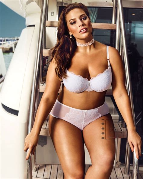 Ashley Graham American model HOT lingerie 8"x 10" Color PHOTO REPRINT