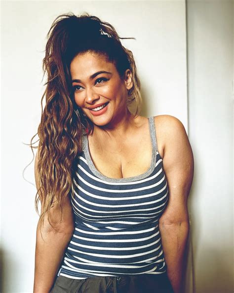 Sexy Actress Kiran Rathod Nude Videos