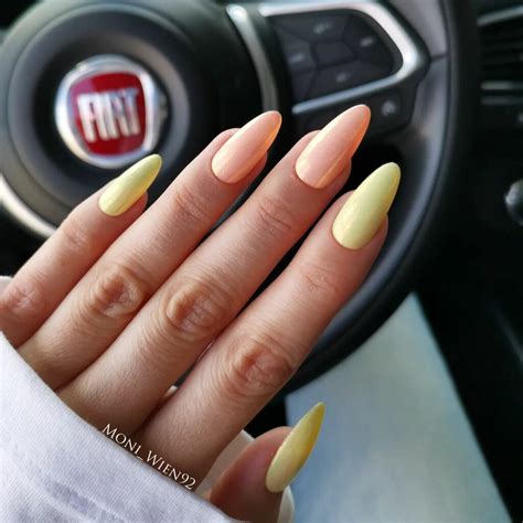 37+ Chic Summer Orange Nails Ideas [2025] - Nail Designs Daily