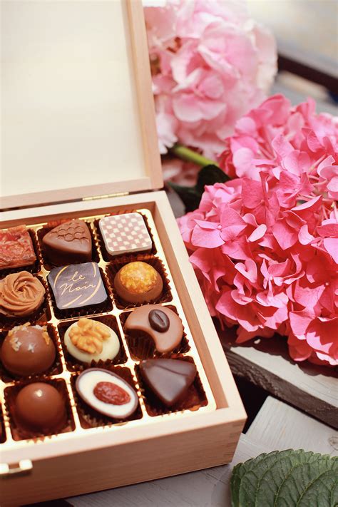 laderach chocolate :: Behance