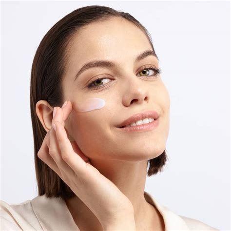 Revitalift Filler Serum Przeciwzmarszczkowe z 1,5% czystego kwasu ...