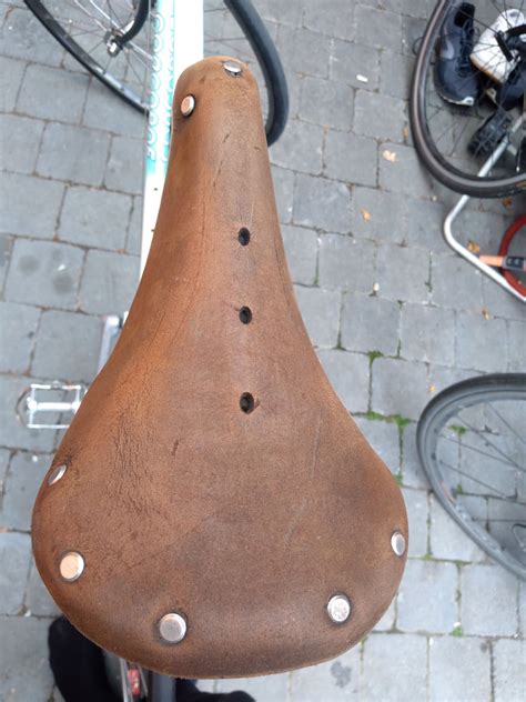 Bike Forums - Fixing a vintage brooks saddle