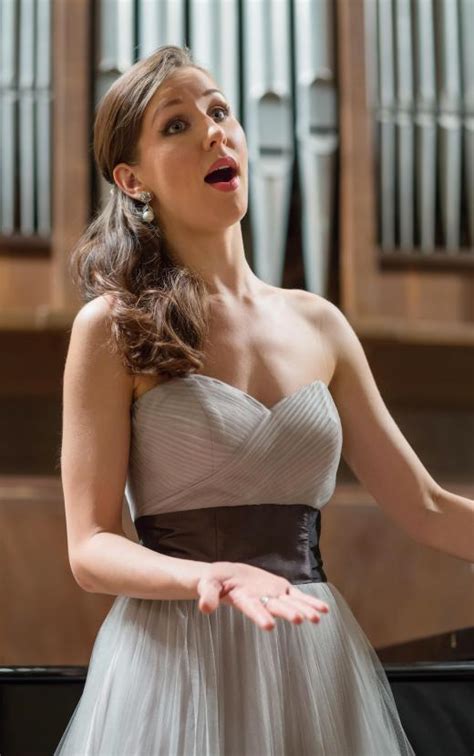 What is a Mezzo Soprano? (with pictures)