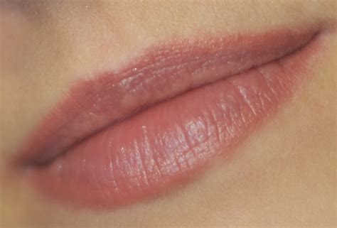 La vie de la femme: Карандаш для губ MAC LipPencil Subculture