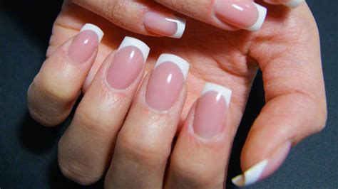 Corso Ricostruzione Unghie Base Gel in aula – OneChance
