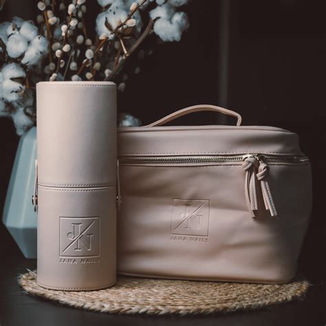 JN Brush case nude - JN GADGETS - Shop - Jana Nails