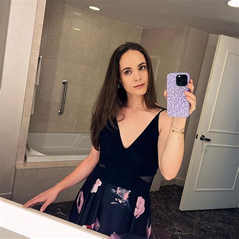 VKunia and Natalie Gold : r/reactgirlsofYT