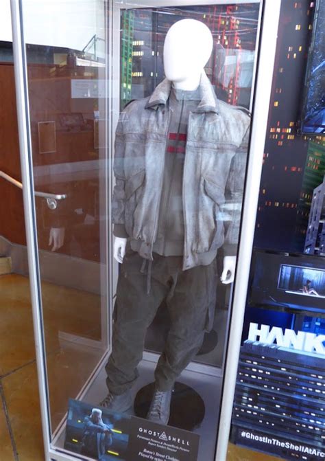 Hollywood Movie Costumes and Props: Ghost in the Shell movie costumes ...